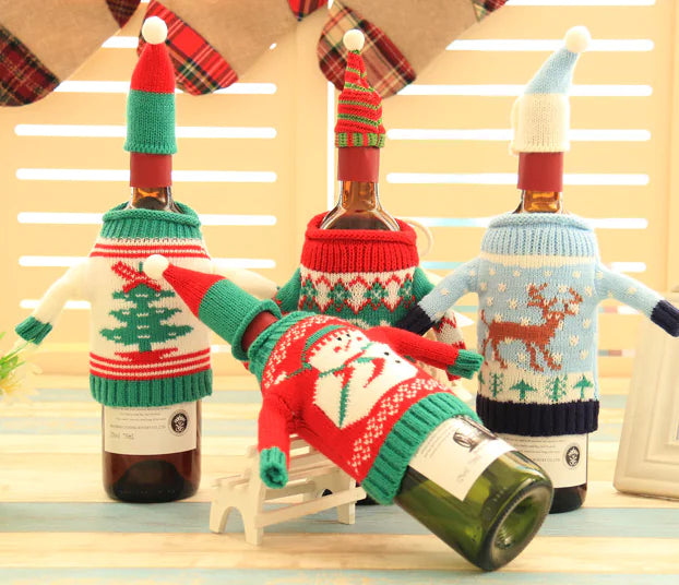 Knit Christmas Wine Set with Bottle Cover Decor